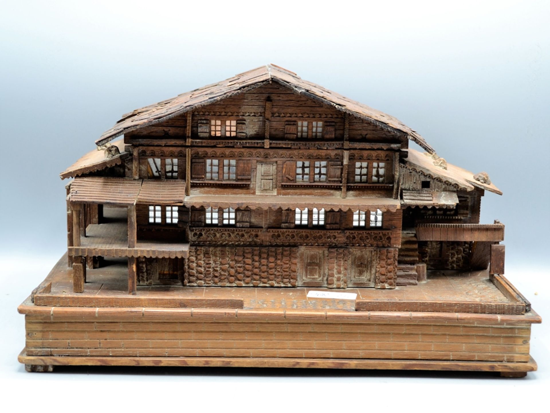 Berghof Alm Miniatur Schatulle Schmuckschatulle um 1900 ca. 35 x 19 x 20 cm, tolle Handarbeit