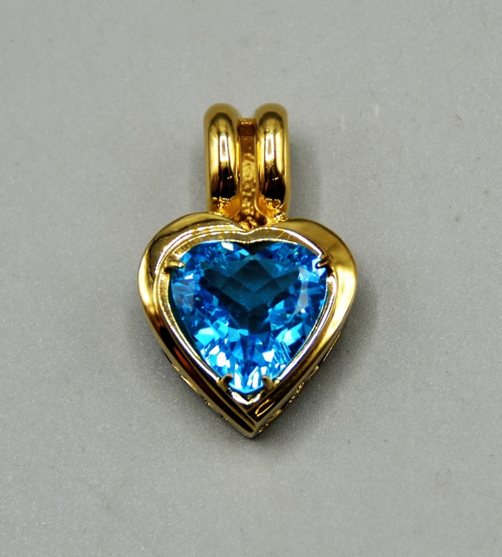 Herz Anhänger blauer Topas 585 Gold, ca. 3,3 x 2,1 cm, Öse mit Clipverschluss, blaues Topas Herz fa