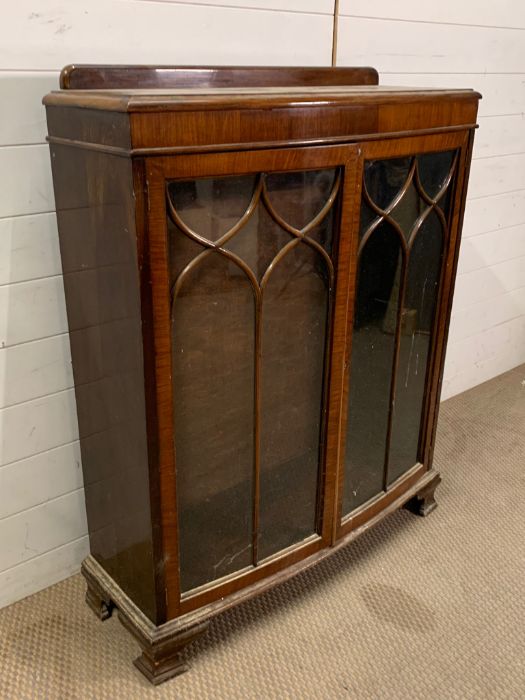 A mahogany glazed cabinet (H112cm W89cm D29cm) - Image 2 of 2