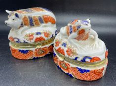 Two Imari style Japanese made pill boxes, a frog and a pig.