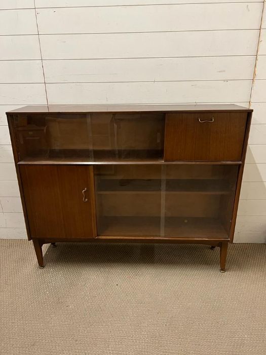 A Mid Century sideboard by Nathan (H100cm W123cm D30cm) - Image 10 of 10