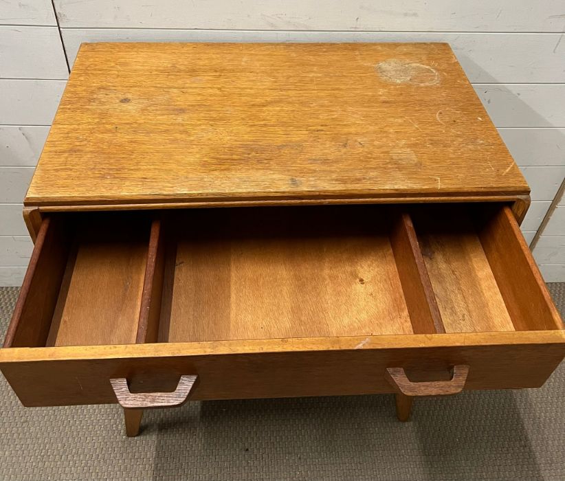 A Mid Century teak chest of drawers (H85cm W76cm D46cm) - Image 3 of 3