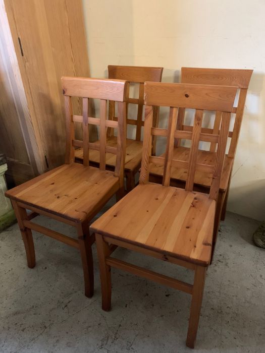 Four lattice back pine chairs - Image 4 of 6