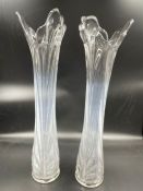 Two tall vases (H42cm)