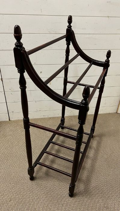 A Victorian mahogany clothes rail on turned supports - Image 2 of 4