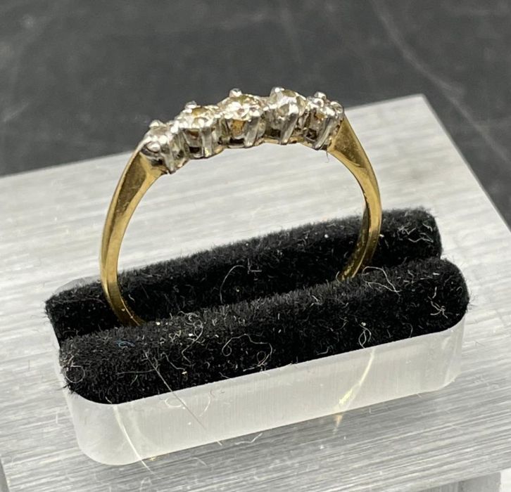 An 18ct yellow gold, five stone diamond ring (Total Weight 1.8g) - Image 2 of 2