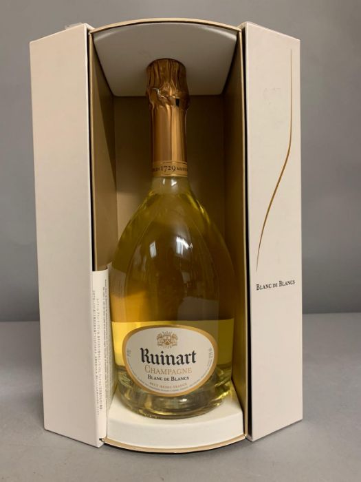 A boxed Bottle of Ruinart Blanc De Blancs Champagne