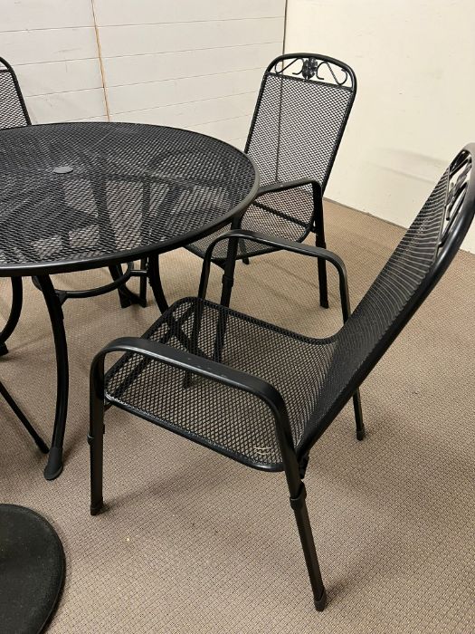 A garden Kettler table and chairs, mesh style with flower cartouche to top - Image 3 of 3