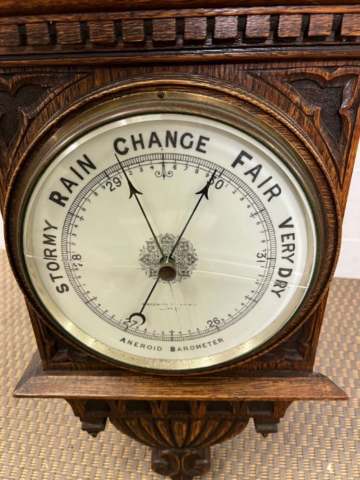 An oak cased barometer (H110cm W32cm) - Image 3 of 8