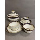 18th Century Chamberlain Worcester porcelain collection to include a sucrier, two tea bowls, two