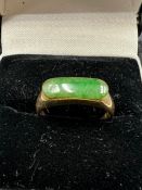 A 14ct gold Gents ring with Jade (Total Weight 2.2g)