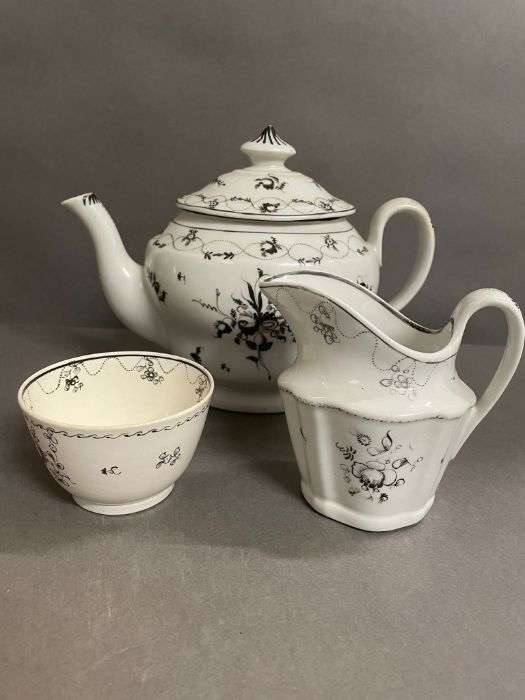 A New Hall, black and white teapot, jug and tea bowl - Image 2 of 2