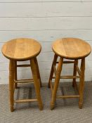 A pair of pine kitchen stools (H69cm)