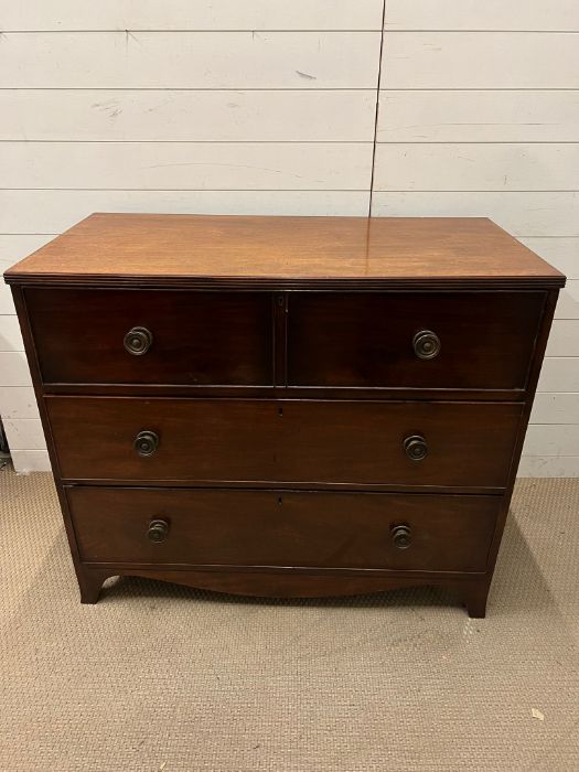 A mahogany secretary desk. (H93cm W110cm D57cm)