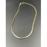A 9ct yellow gold necklace (10.4g)