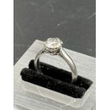 A Platinum engagement ring round 1.23ct diamond 6.75mm x 4.25mm VS2 Colour Grade C
