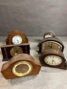 A selection of six small wooden mantel clocks AF