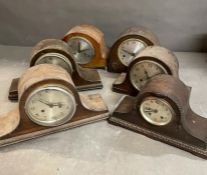 A selection of six various wooden mantel clocks AF