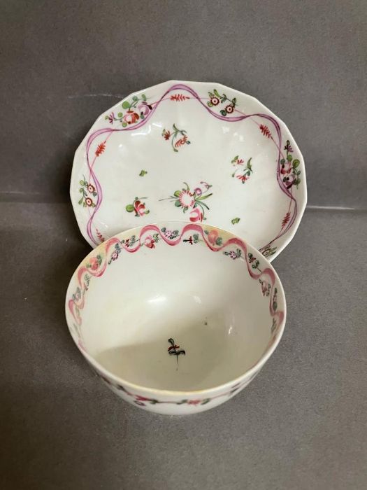 New Hall porcelain pattern no 467 c1800 tea bowl and saucer.