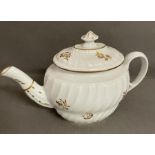 A Worcester 18th Century fluted teapot