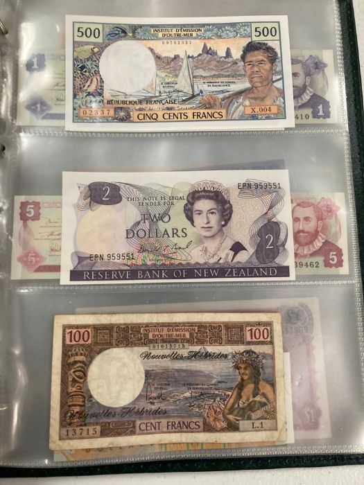 An album of world bank notes (L-P) - Image 47 of 61