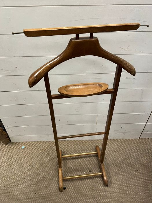 A wooden vintage clothes stand - Image 6 of 6