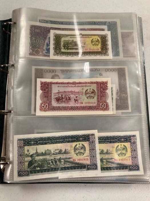 An album of world bank notes (L-P) - Image 29 of 61