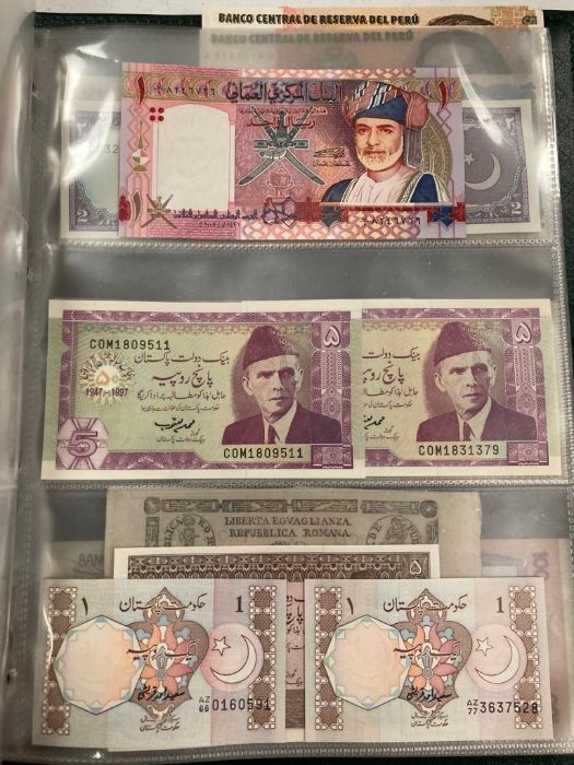 An album of world bank notes (L-P) - Image 39 of 61