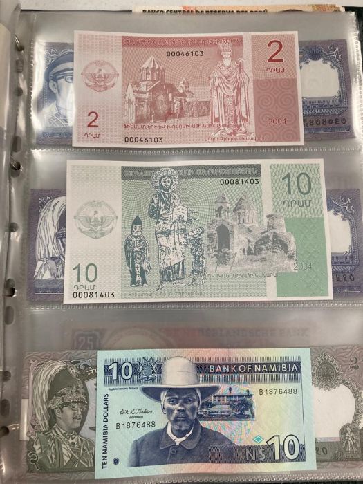 An album of world bank notes (L-P) - Image 56 of 61