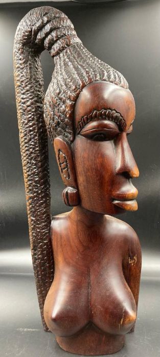 An African carved wooden sculpture of a women (H48cm)