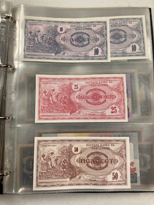 An album of world bank notes (L-P) - Image 20 of 61