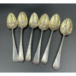A set of six Georgian fruit spoons (75g)