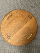 A Decorative wine barrel lid