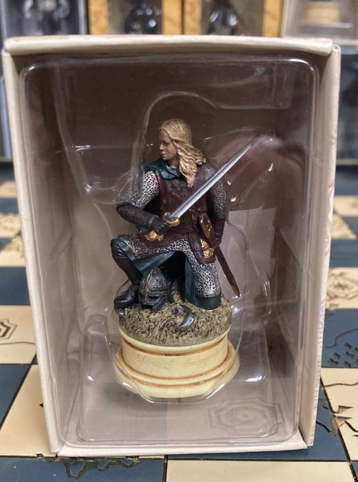 The Lord of the Rings chess set collection "The Final Battle", complete and boxed with a selection - Image 5 of 6