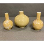 A trio of Chinese style vases