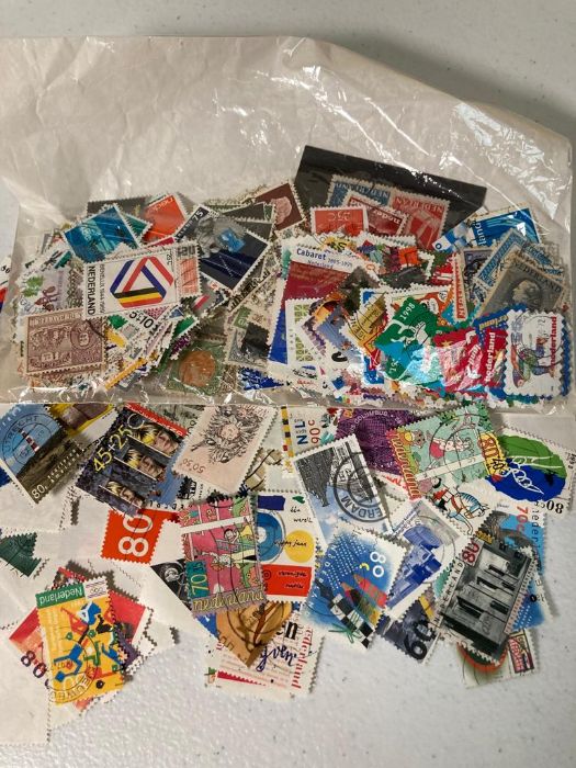 A large bag of multiple stamps bags, Internatonal. - Image 6 of 10