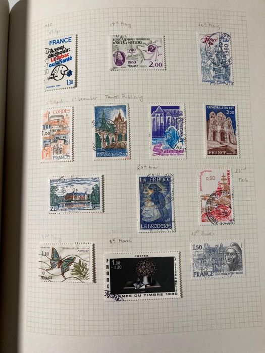 An album of French stamps 1960 onwards - Image 4 of 10