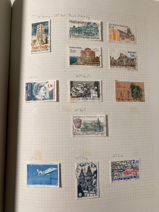 An album of French stamps 1960 onwards - Image 10 of 10