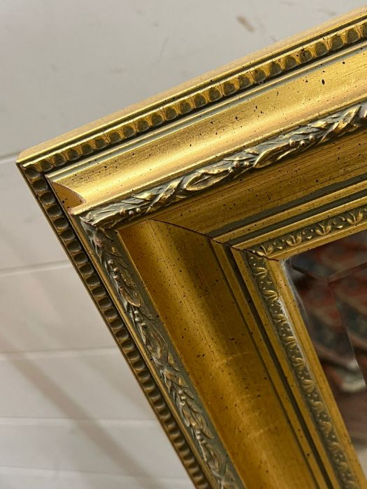 A gilt frame mirror (33cm x 23cm) - Image 4 of 4