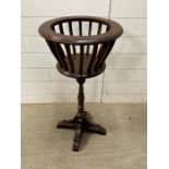 A wooden regency style fern stand or plant stand (H77cm Dia42cm)