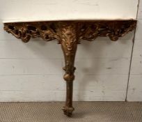 A marble topped, gilt frame hall table (H72cm W71cm D23cm)