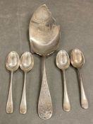 Four hallmarked silver teaspoons and a sterling silver server. Total weight 167g