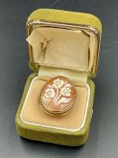 A 9ct gold Cameo ring, approx size L.