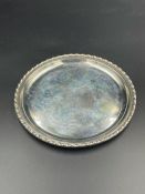 A small silver tray or offering plate (Total Weight approx 106g) marked 800 Sandona Vicenza. 14cm in