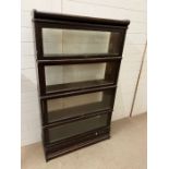 A Globe Wernicke oak bookcase AF (H149cm W87cm D28cm)