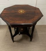 An Edwardian rosewood inlaid centre table (H74cm Dia74cm)