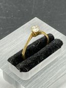 A single diamond ring (1.5g)