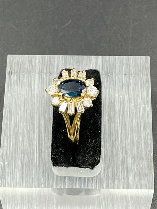 An 18ct gold sapphire and diamond ring, size O - Image 4 of 5