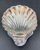 A Hallmarked silver shell dish by Alexander Clark & Co Ltd Birmingham 1916 (Approximate weight 35g)