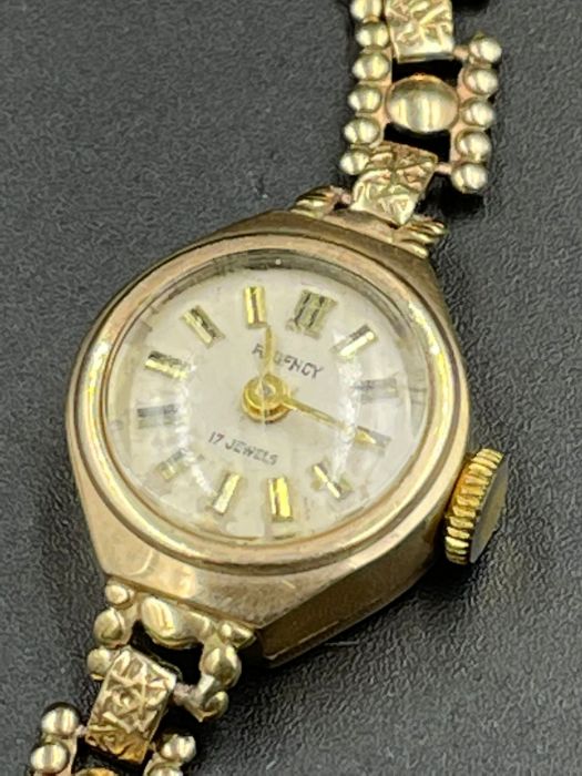 A ladies gold Regency 17 jewels watch on a 9ct gold bracelet. (Approximate Total Weight 10.6g) - Image 3 of 3